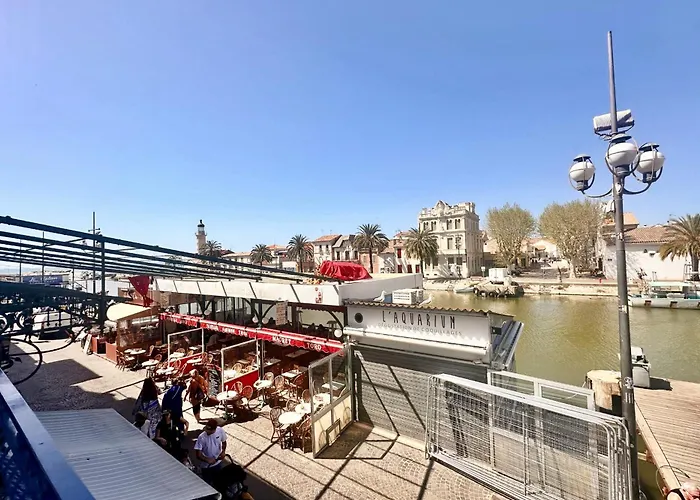 Les Palmiers - Vue Canal
